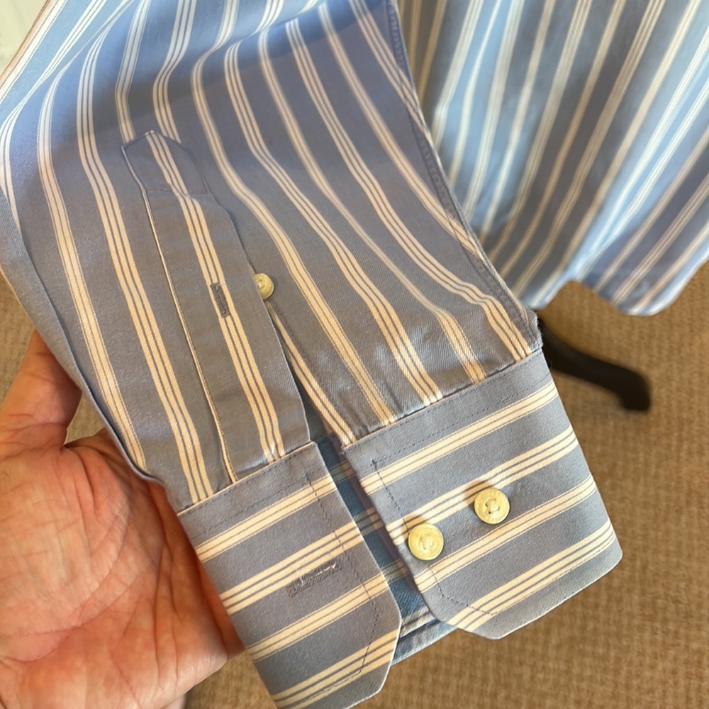 Mens button down - Picture 4 of 8
